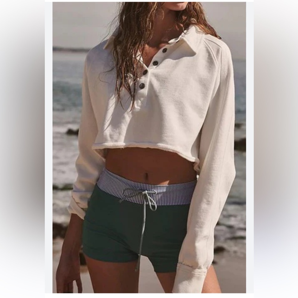 NWOT - Free People‎ - Playoff Cropped Pullover